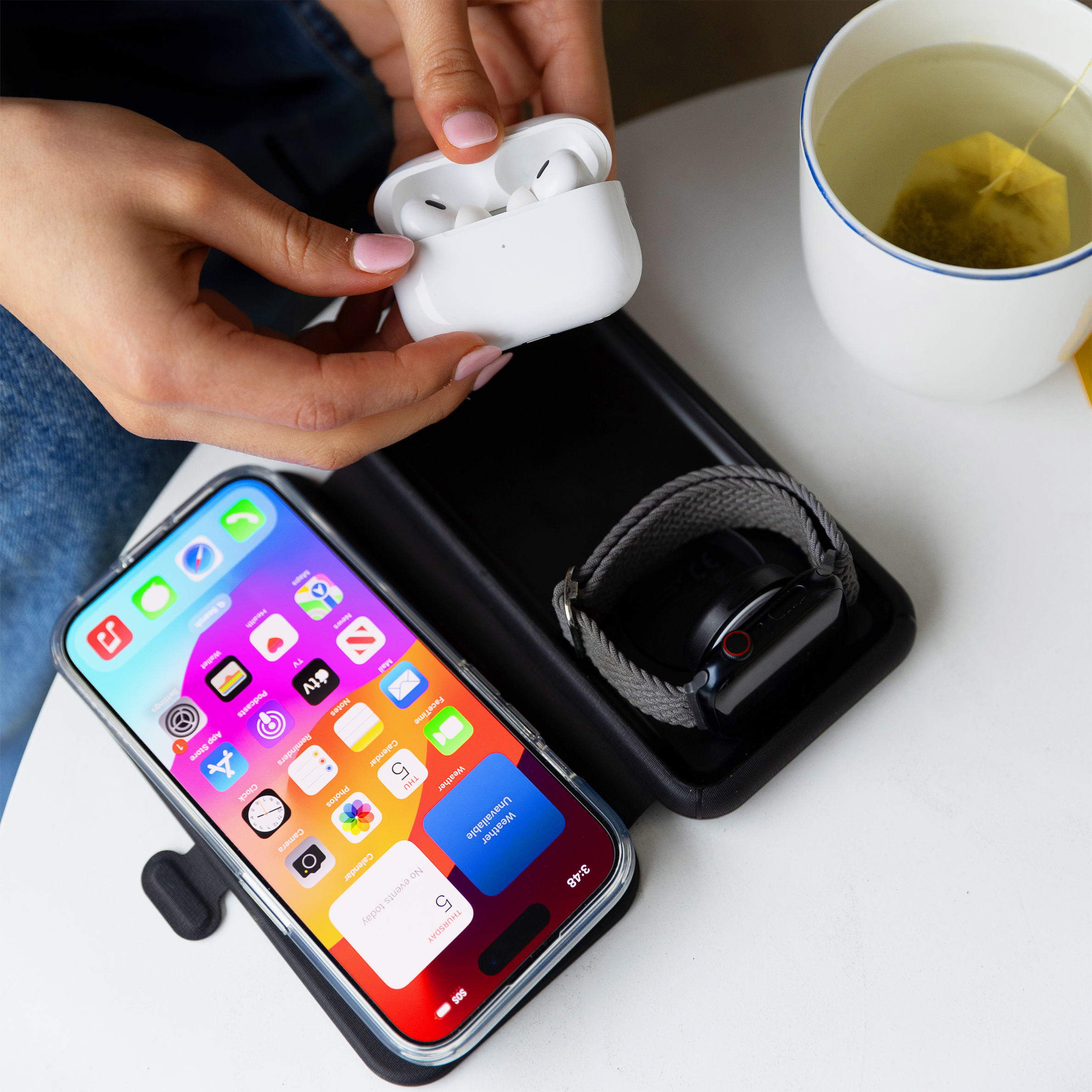 MagTravel 3-in-1 Wireless Charger