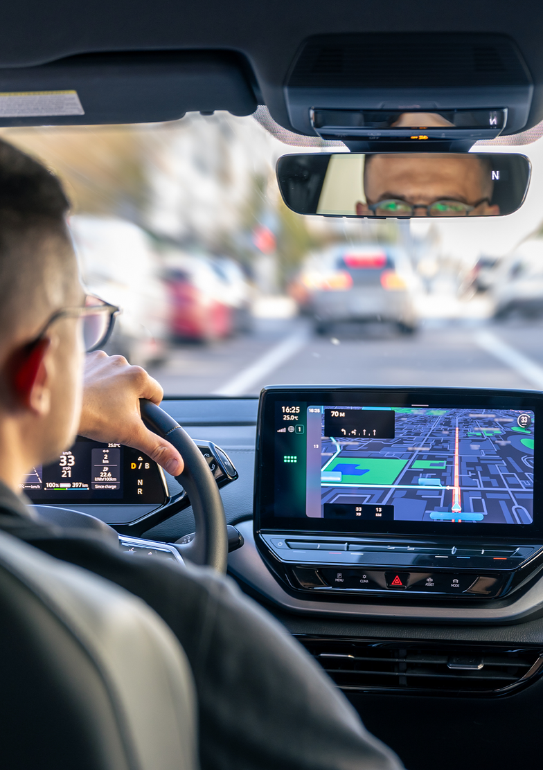 Wireless Apple CarPlay™ & Android Auto™ Adapter