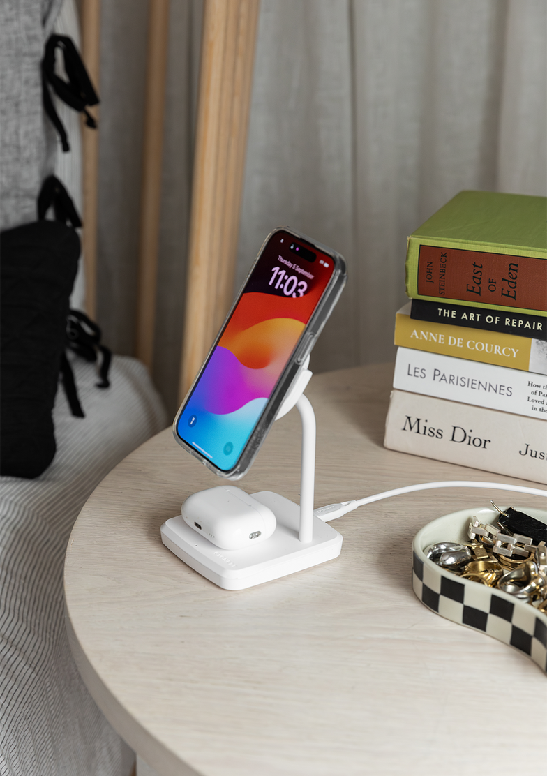 2-in-1 Magnetic Wireless Charger Qi2.0